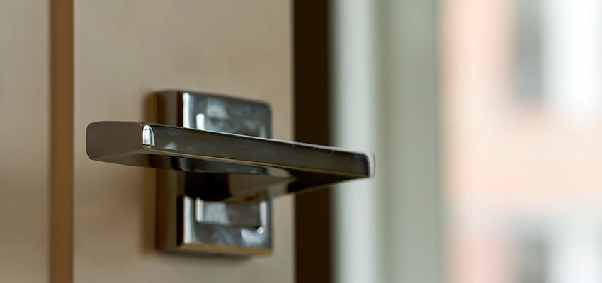 Door Lever Knob Repair in Tallahassee, Florida